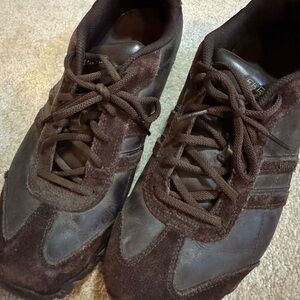 Women’s Brown Sneakers